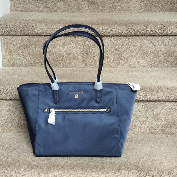 Michael Kors Handbags - Michael Kors vinyl handbag. Brand new
